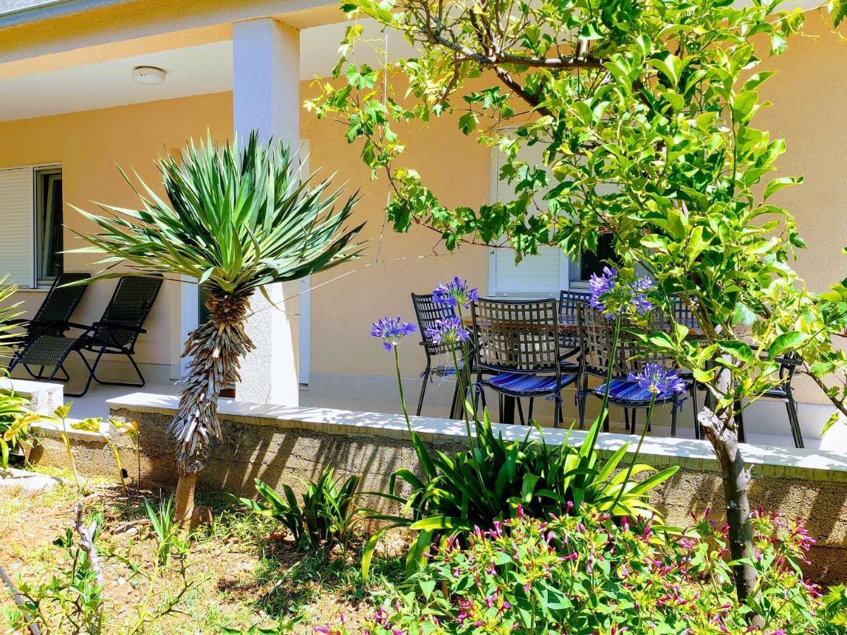 Boutique Apartment Mali Losinj Exterior photo