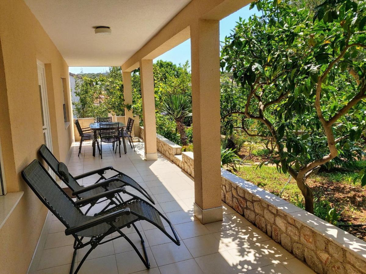 Boutique Apartment Mali Losinj Exterior photo